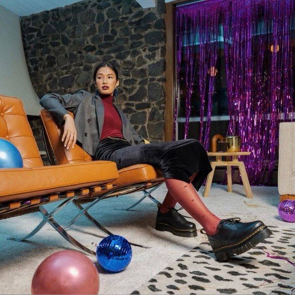 New Dr. Martens Black Audrick Oxford Shoes with Yellow Stitching Sz:8 - Picture 6 of 6